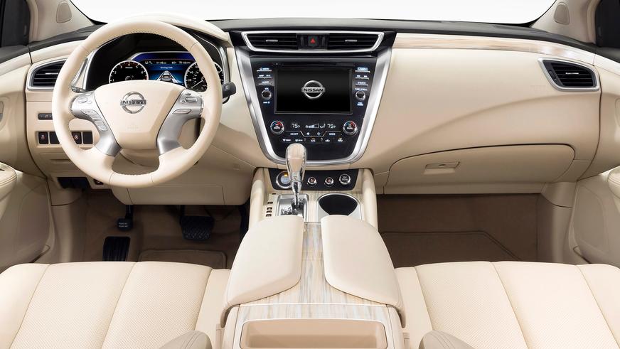 2015 год — Nissan Murano третьего поколения