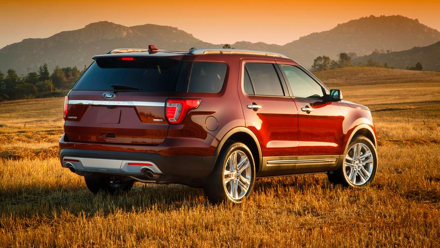 2015 год — Ford Explorer пятого поколения после рестайлинга