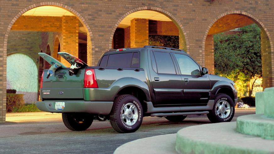 2001 год — Ford Explorer Sport Trac