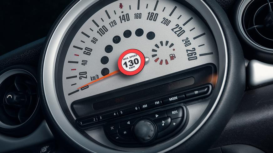 MINI Cooper - 2013 - Red Bull