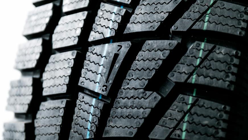 О чём предупреждают буквы и цифры на ваших шинах