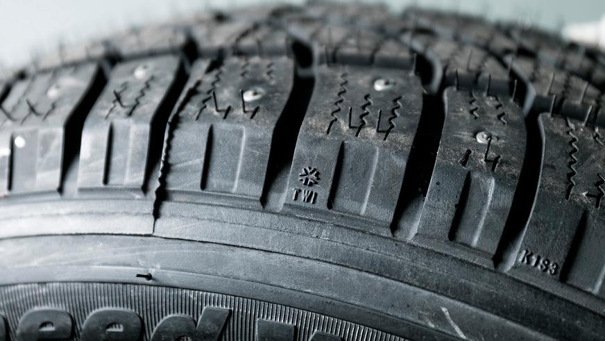 О чём предупреждают буквы и цифры на ваших шинах