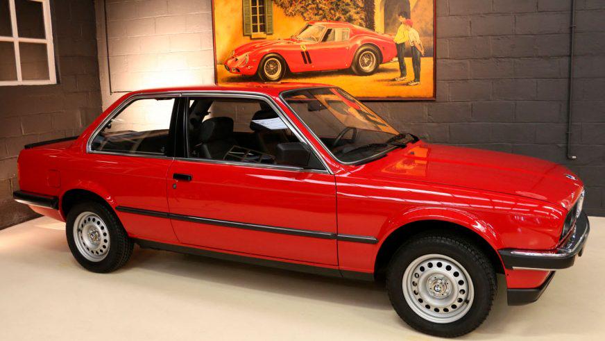 BMW E30 с пробегом всего 260 км выставили на продажу