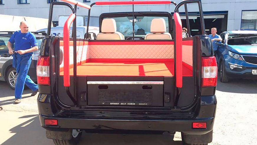 УАЗ сделал из «Патриота» парадный кабриолет