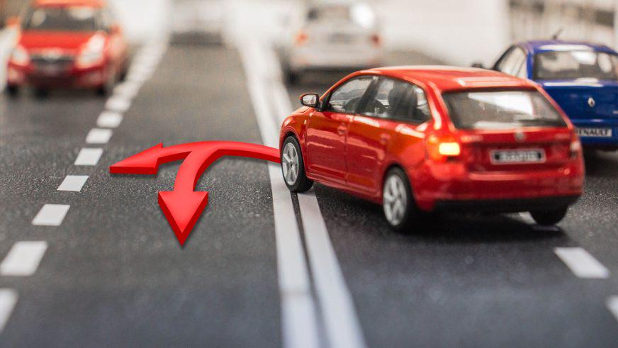 Поворот и разворот через двойную сплошную линию