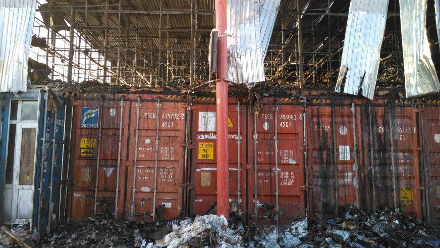 В Астане горел рынок автозапчастей «Салем»