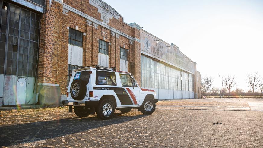 Mitsubishi Pajero Paris – Dakar Special