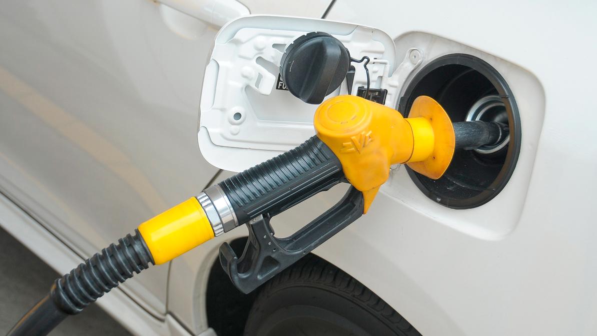 На 2–8 тенге подорожало топливо в Казахстане в феврале