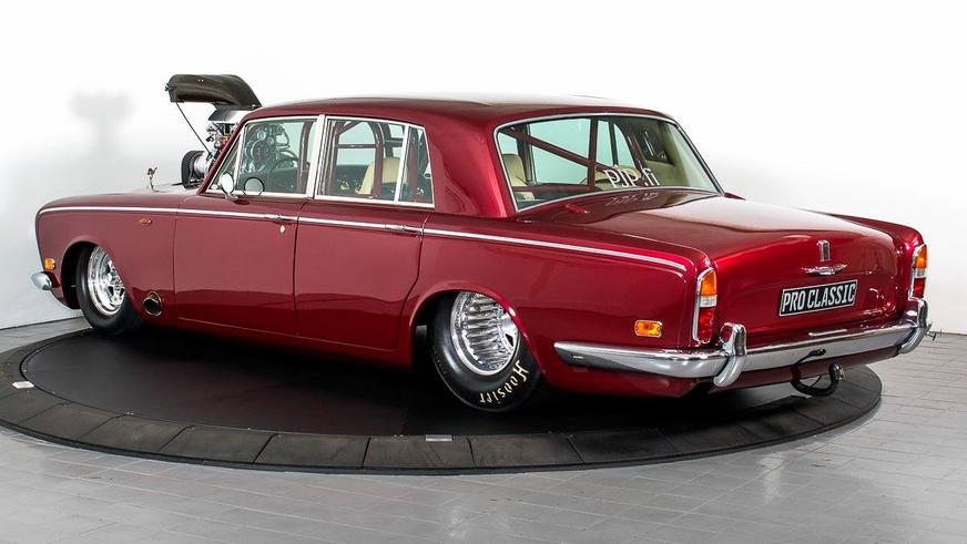 В Норвегии продают Rolls-Royce для дрэга с кожаным салоном