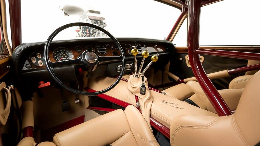 В Норвегии продают Rolls-Royce для дрэга с кожаным салоном