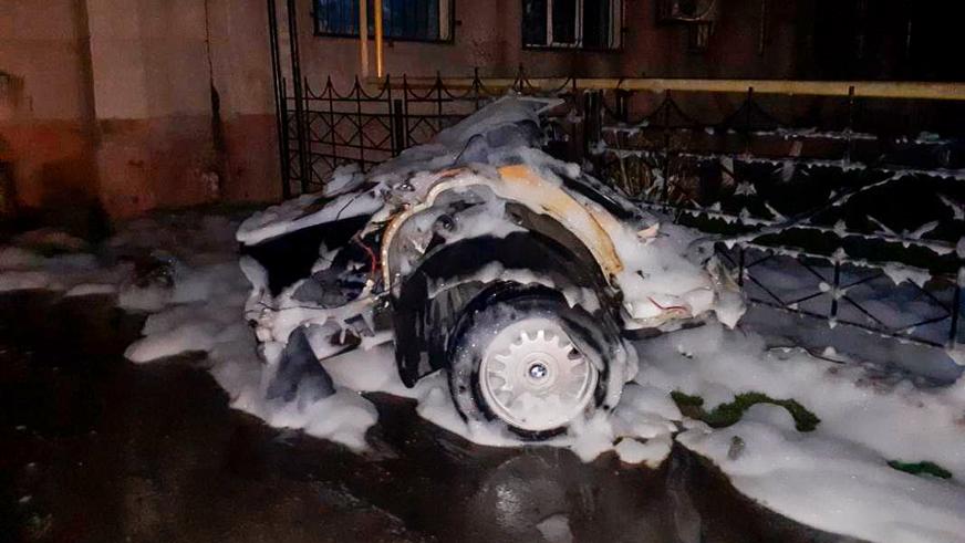 BMW разорвало на части в Шымкенте