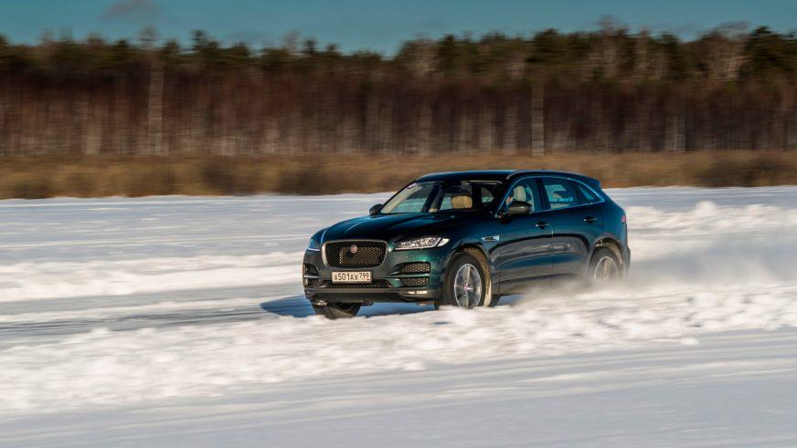 Зимний тест-драйв Jaguar F-Pace