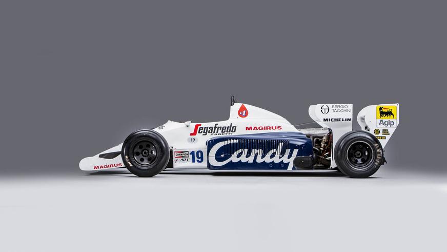 Первый болид Айртона Сенны в Формуле-1 пустят с молотка