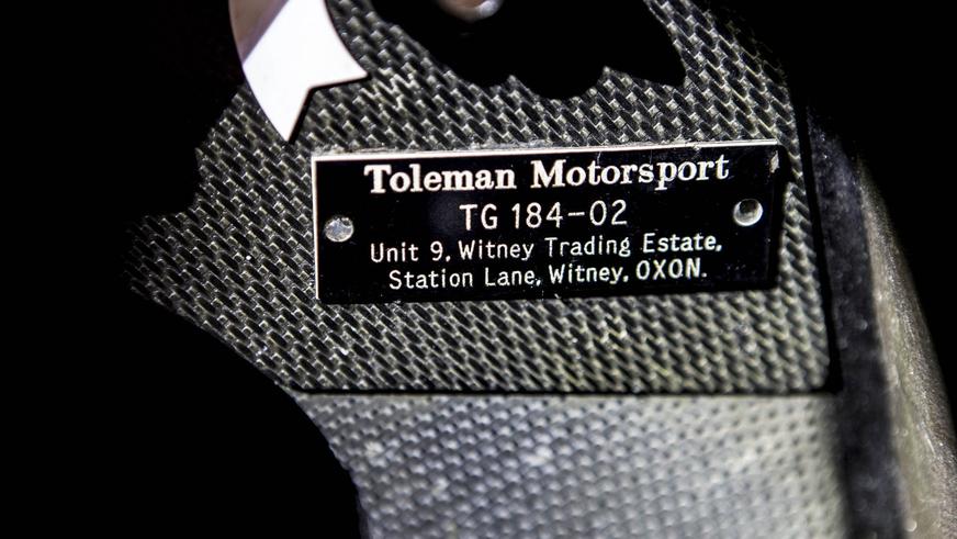 Первый болид Айртона Сенны в Формуле-1 пустят с молотка