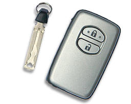 Toyota Land Cruiser 200 - 2012 - ключ