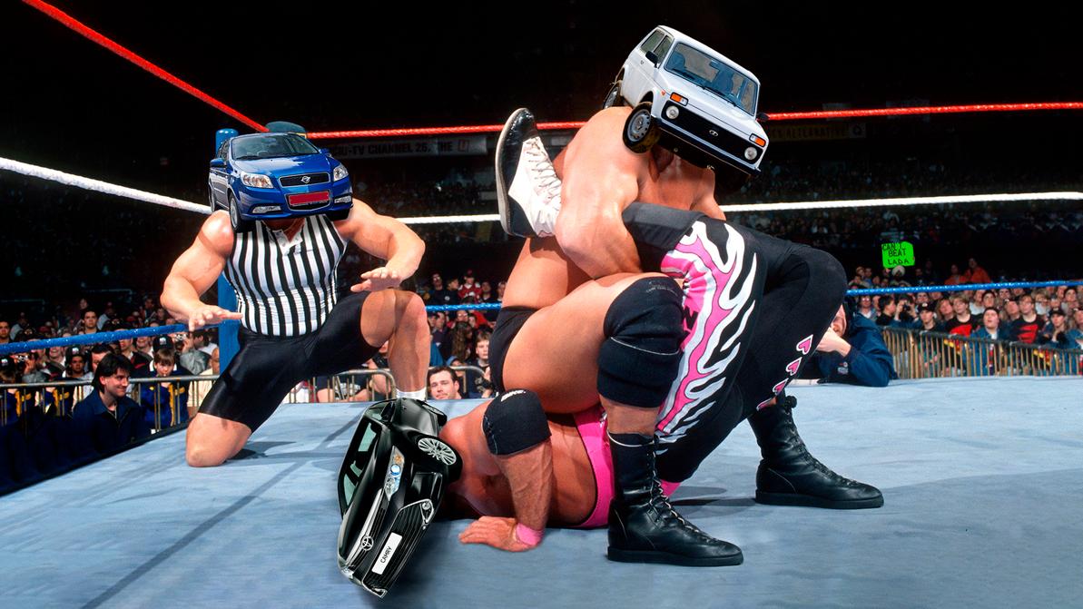 LADA 4×4 удерживает лидерство на рынке. Camry всё больше отстаёт