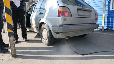 На экопостах при въезде в Алматы штрафовали незаконно