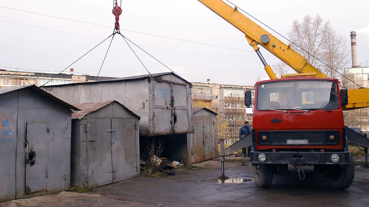 В Астане снесут металлические гаражи