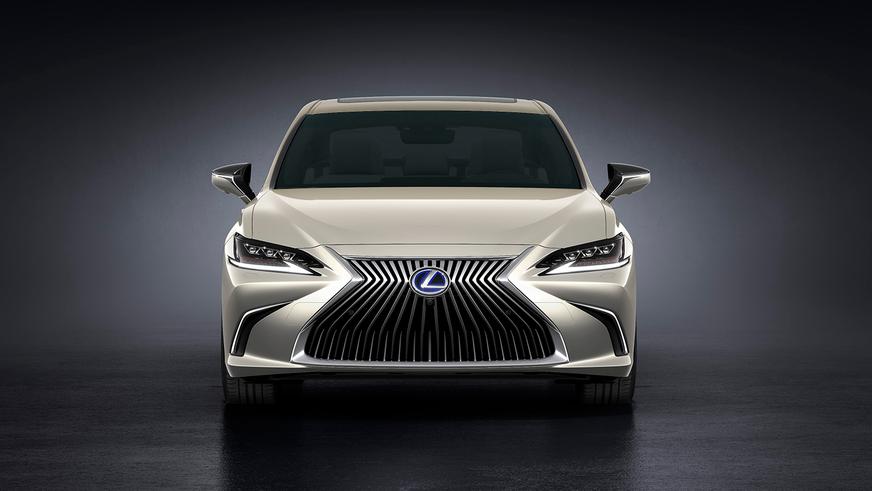 Новый Lexus ES представлен официально