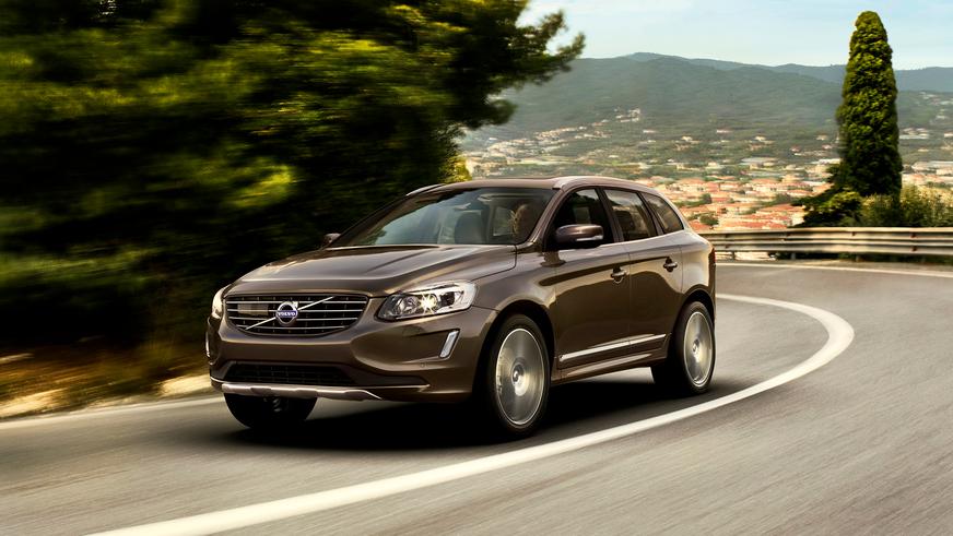 2013 год. Volvo XC60 1-го поколения после рестайлинга