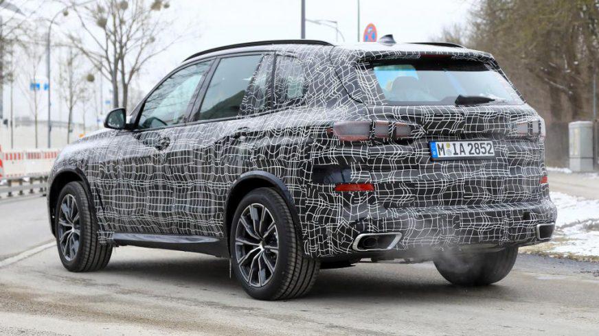 Новое поколение BMW X5 покажут до конца 2018 года