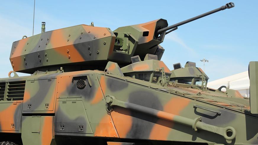Выставка военной техники в Астане открылась для всех