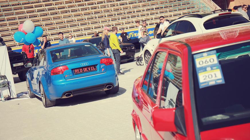 Автошоу прямо на «Медеу»