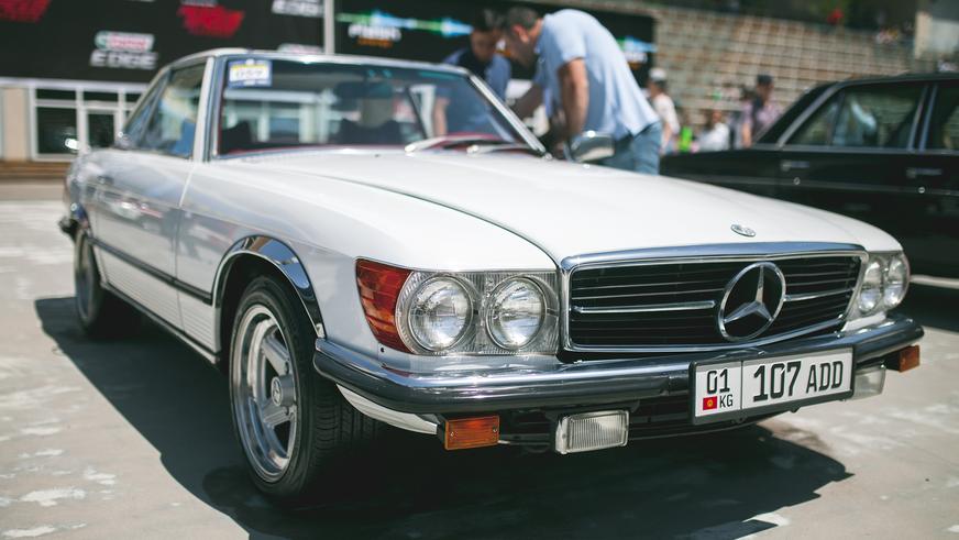 Автошоу прямо на «Медеу»