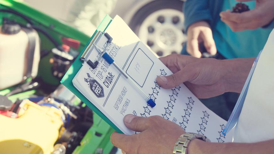 Автошоу прямо на «Медеу»