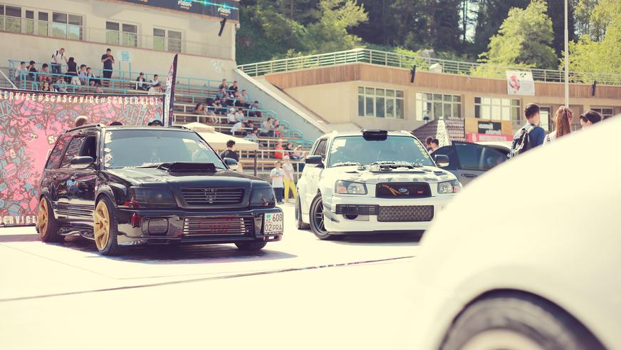 Автошоу прямо на «Медеу»