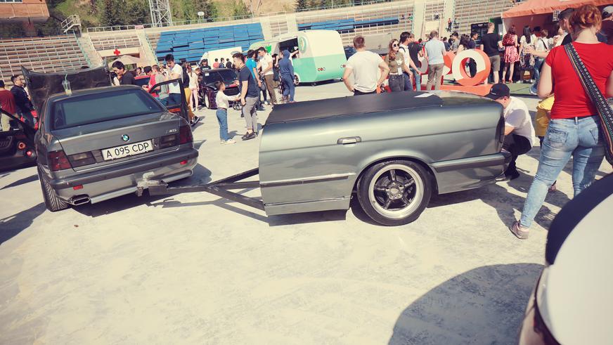 Автошоу прямо на «Медеу»