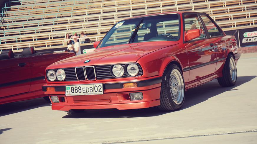 Автошоу прямо на «Медеу»