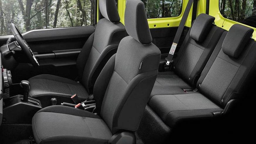 В Сети оказались фото нового Suzuki Jimny