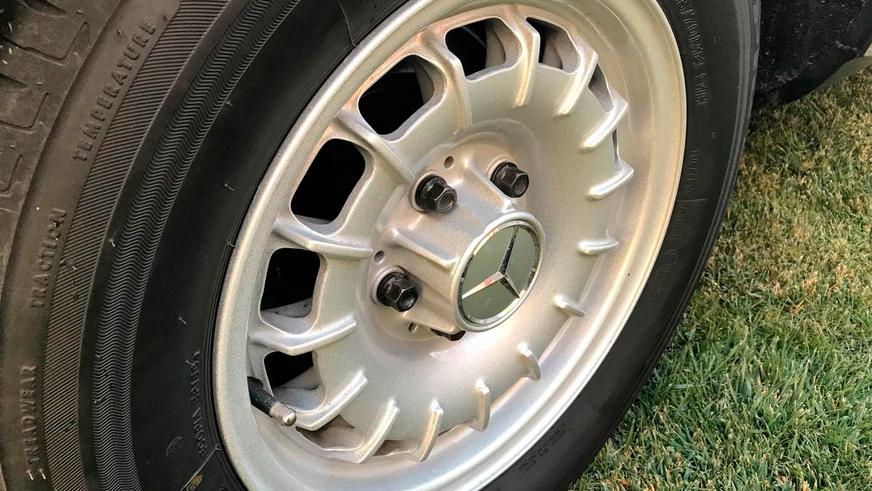 Mercedes-Benz W116 выставили на продажу за 25 млн тенге