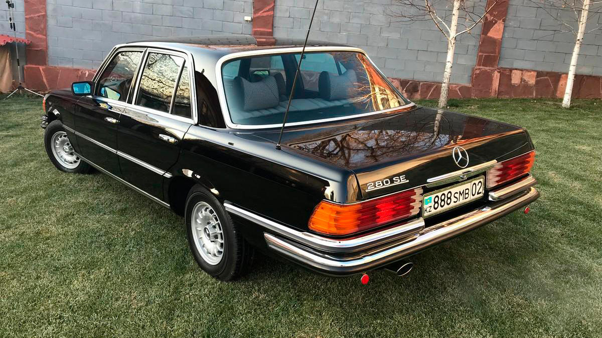 Mercedes-Benz W116 выставили на продажу за 25 млн тенге