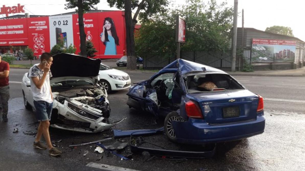 Два серьёзных ДТП произошли в Алматы в минувшие выходные