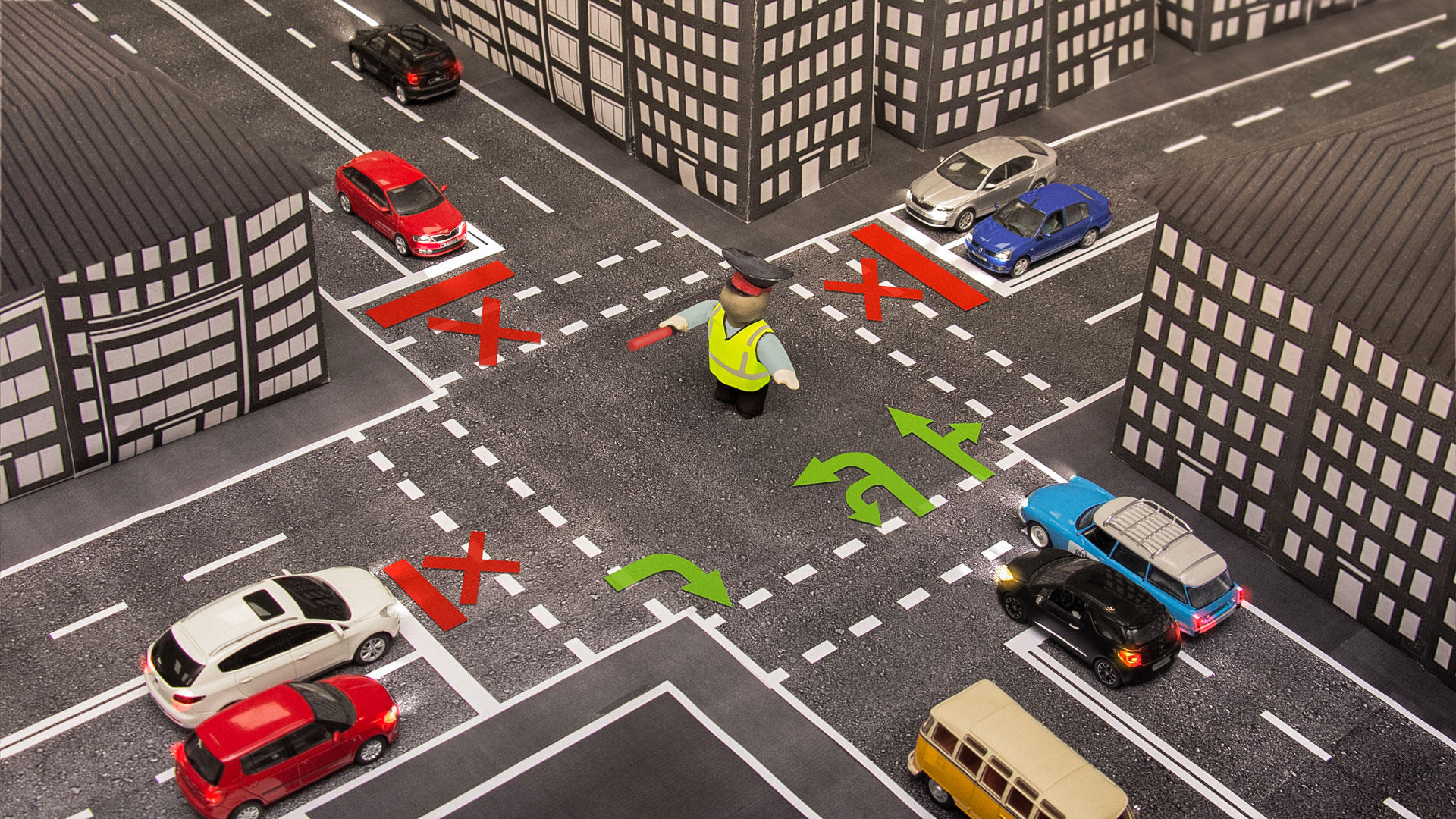 Желіде жас қыздардың жыныстық қатынасқа түскен видеолары