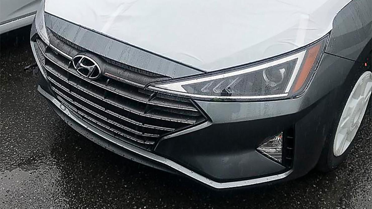 Раскрыт дизайн обновлённой Hyundai Elantra