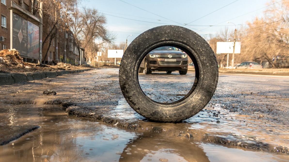Житель Усть-Каменогорска засудил дорожников за разбитое авто