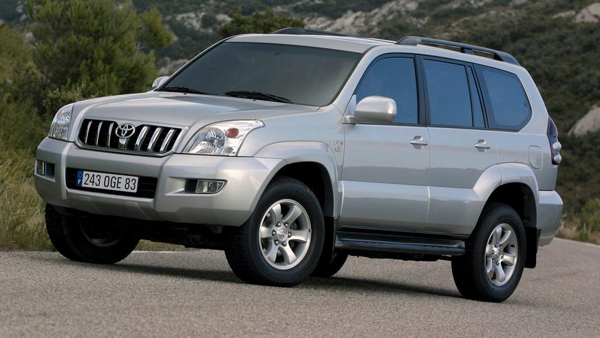 2002 год — Toyota Land Cruiser Prado (120)