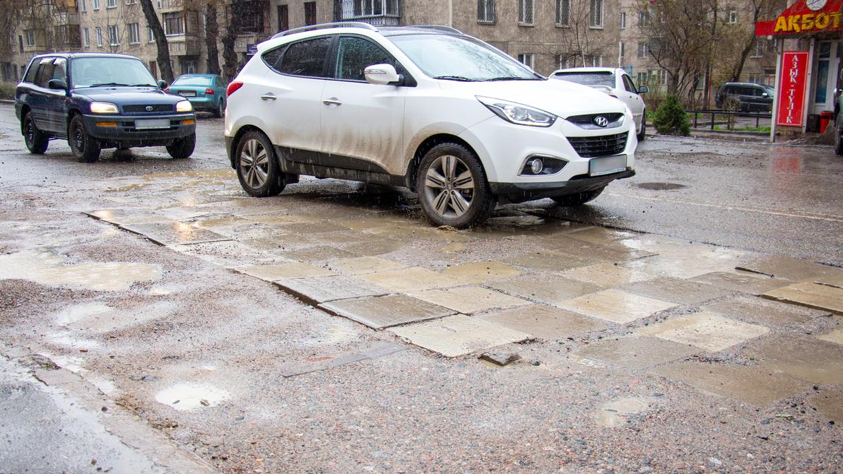Подрядчиков в Алматы станут штрафовать за плохой ремонт дорог