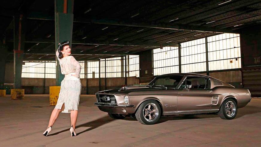 Календарь «Девушки и легендарные американские автомобили – 2019»