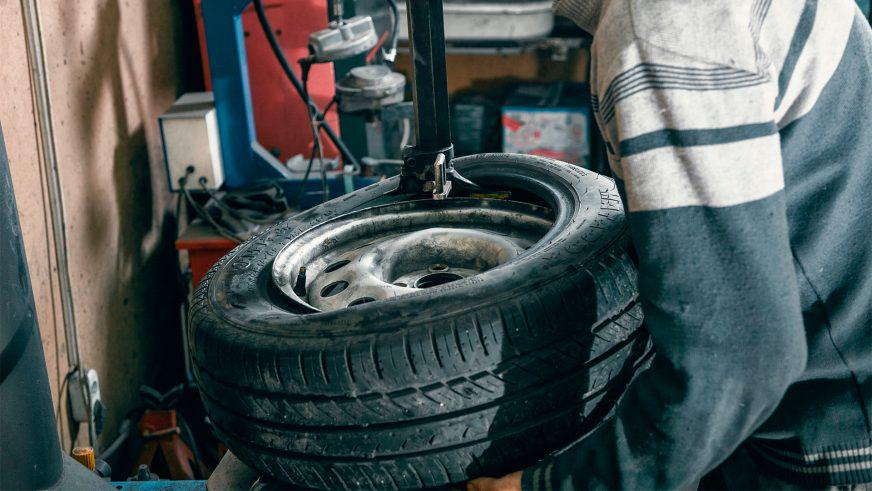 Как подготовить автомобиль осенью