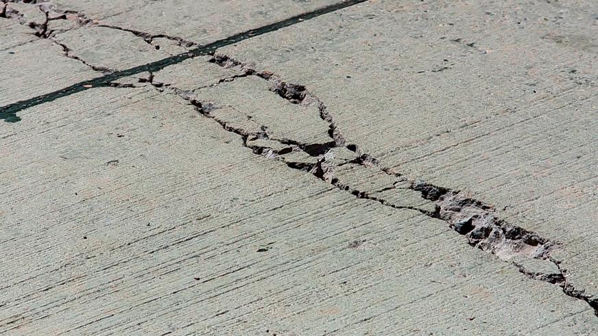 Трещины на автобане Караганда – Темиртау: названы причины