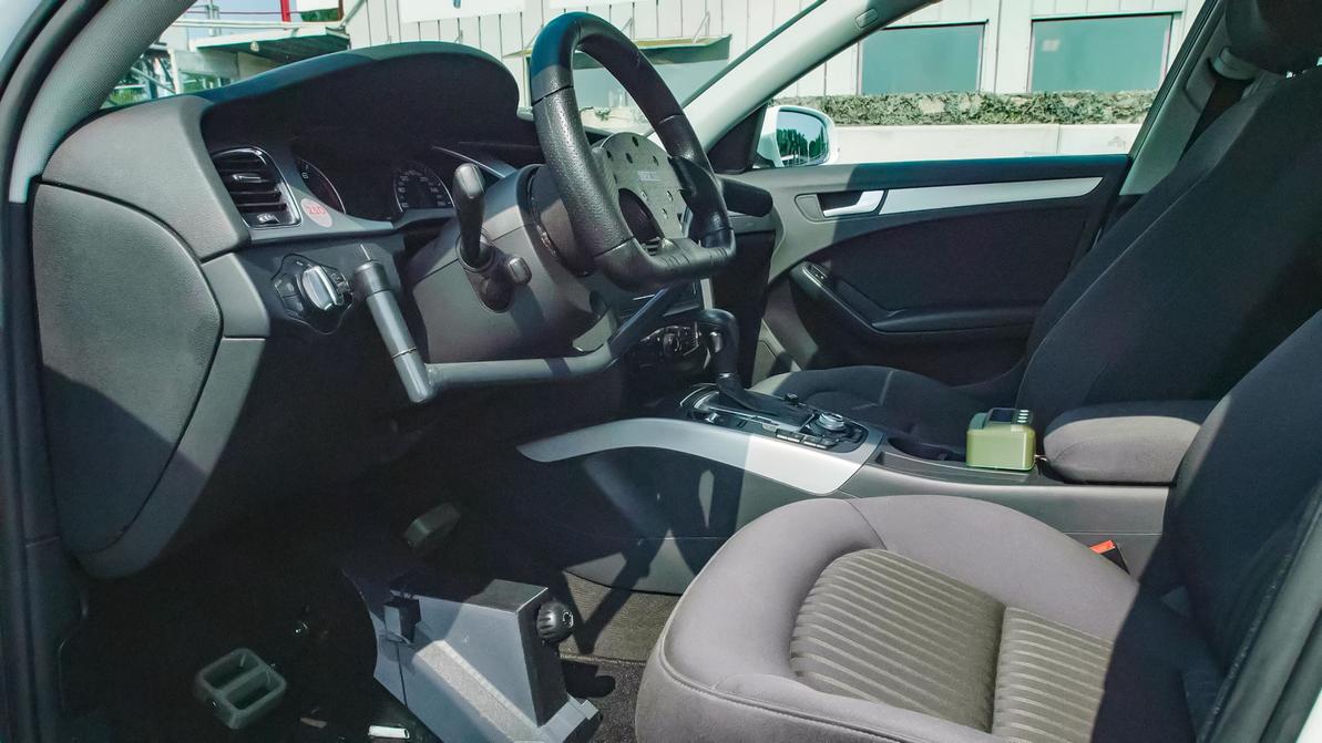 Велосипедные педали вместо педали газа