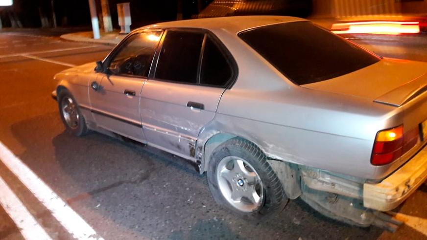 Четыре автомобиля столкнулись в Алматы. Один человек в больнице