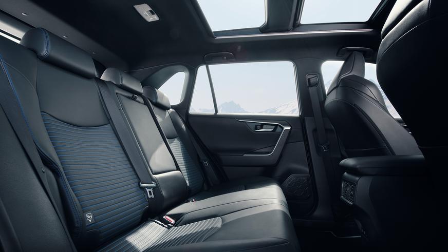 Новый Toyota RAV4