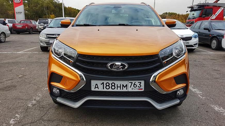 Lada XRAY Cross встала на конвейер