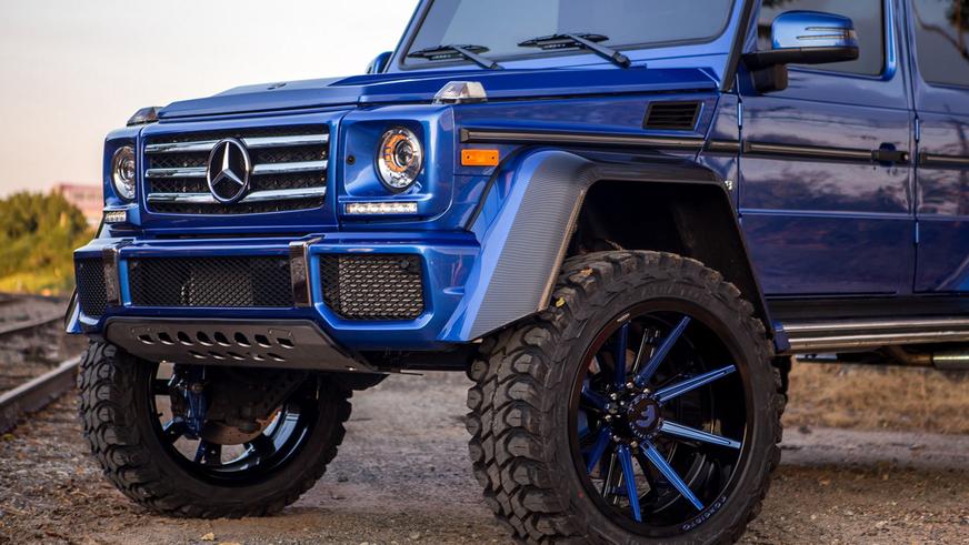 Внедорожный G550 4x4² испортили 24-дюймовыми колёсами