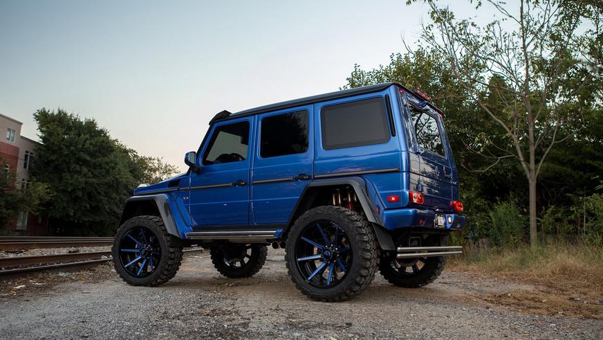 Внедорожный G550 4x4² испортили 24-дюймовыми колёсами
